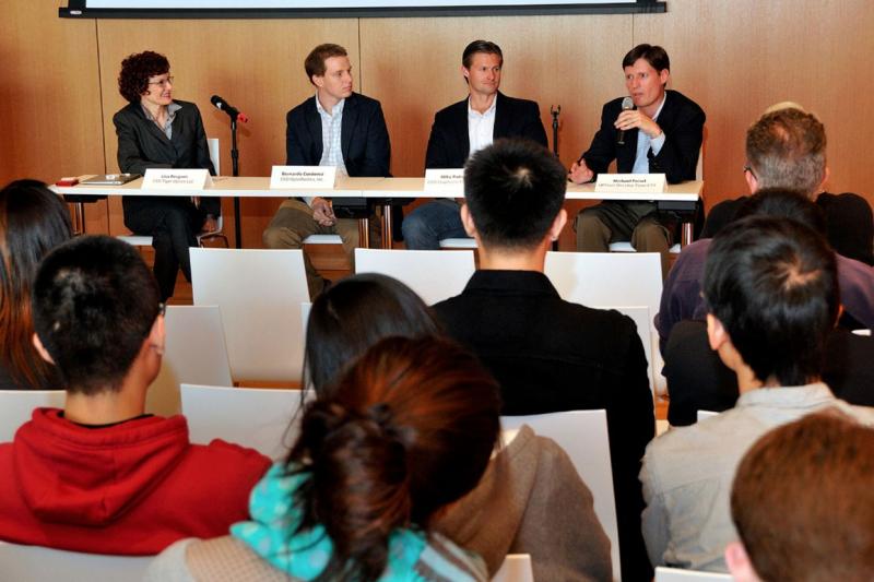 The panel members reflected on their experiences and shared advice to the students about starting a materials science company before opening up to a lively discussion. The panel, chaired by Pam Beatrice (CTT), included Lisa Bergson (CEO Tiger Optics LLC), Bernardo Cordovez (CEO Optofluidics, Inc.), Mike Patterson (CEO Graphene Frontiers LLC), and Michael Poisel (UPStart Director, Penn CTT).